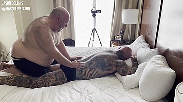 Bareback Massage and Fuck with the Bear!