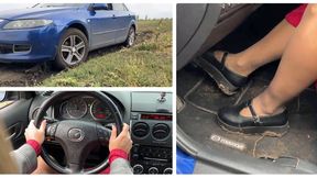 Mud Drive - Full Revs in the Mud MP4