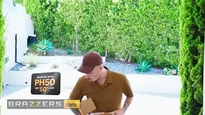 Sexy Reyna Belle gets interrupted by Logan's big cock during online shopping