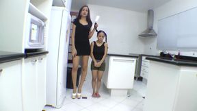 Giant vs extra mini girl domination - Ana Claudia And Mini Mi