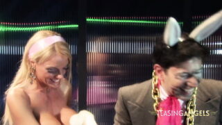 エッチな巨乳ゴシックMILF海賊痴女コスプレイヤーがハロウィンで犯される