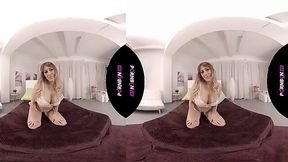 Latina with Big Tits Masturbates in Private VR Show