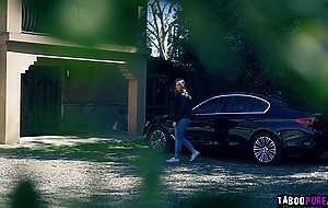 Doctor fingering Siri Dahls sweet muffin and makes her so wet