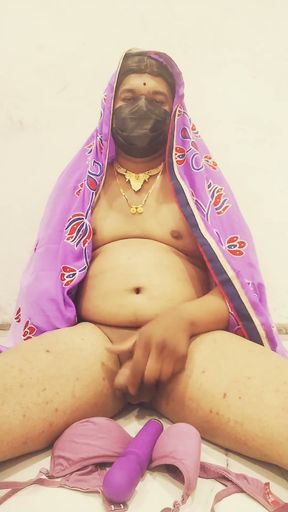 Dipali shemale enjoy wife sex toy and bra and saree hot sexx videos   Clip 2