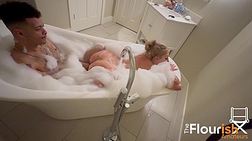 Bubble Bath Time with Veronica Cruz and Dexxx Blue