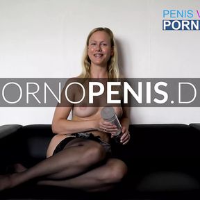 Skinny Blonde bekommt ihre winzige Muschi mit Cum Facial gefickt