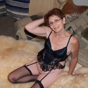 mature wife posing
