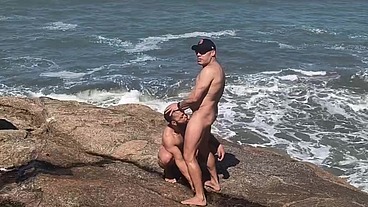 PEGANDO SOL NA PRAIA DE NUDISMO!