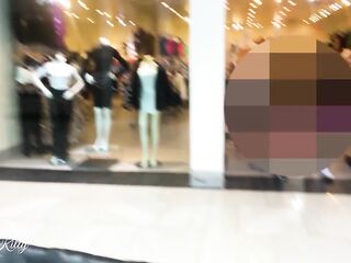 Risky Mall Lobby Squirting