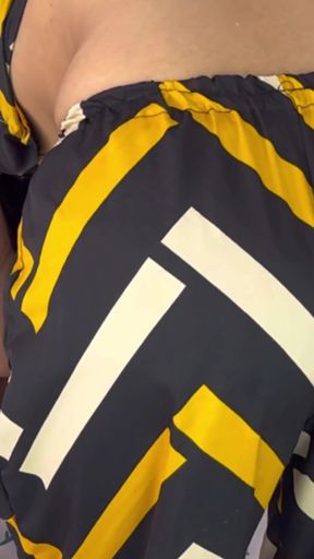 Indian Priya's tight pussy was fucked by her boss's big and thick dick   Clip 1