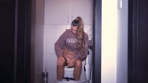 Blockage in the toilet mp4 HD