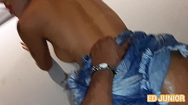 ED JUNIOR FODE A SHAYENNE SAMARA DE SAIA JEANS E SEM CAMISINHA