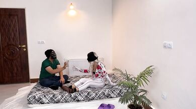 (زن ذا- دا. شم بهش خی -ا .-نت کرد حسابی بهم داد تا....ابمو ریختم دهنش(سناریو مکالمه فارسی