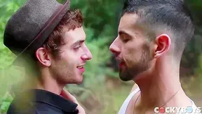 Spooktacular Suck: Arnaud Christians Haunted Blowjob Encounter – GayXXX 18+