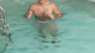 MUSCLE GOD ROGER UNLEASHES THE BEAST A NAKED WORKOUT FOR THE AGES!