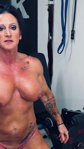 Kandy Flexes and Controls Your Load