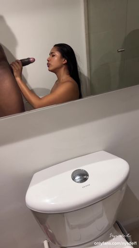 Must-see moment from &quot;He enters the bathroom and I give a delicious blowjob to a huge Bbc -amateur couple- nysdel&quot;