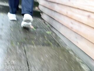 Riskante spritzige Gondelfahrt - Oral date in der Seilbahn
