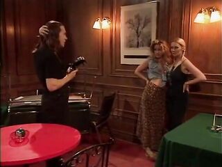 Camera dude gets his knob sucked by 2 lewd sweethearts in dining room