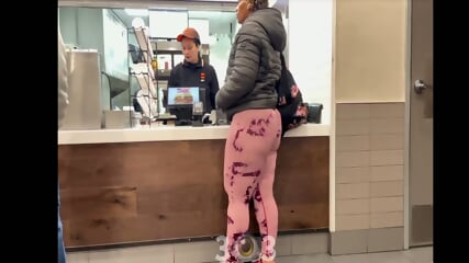 Black milf candid ass