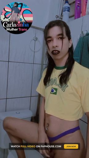 She Is a Writer Naked Trans Woman and Loves to Suck Cock