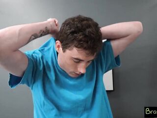 Nasty Nikki Nicole Slurps up Stepbro's Large Schlong - S35:10