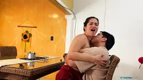 Beautiful Latina fills her gripping box with load while cheating on her husband