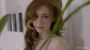 Warm Me Up - Alice Mido