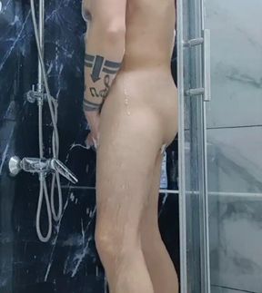 showering 2