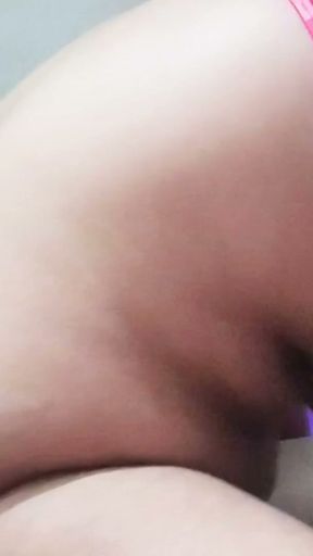 My Girlfriend is Very Hot, so i fucked my Girlfriend in her living Room.   Clip 1