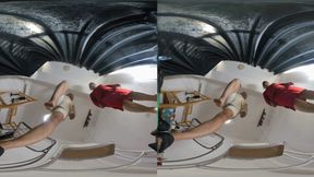 3DVR180 GAOYU SUFEI POV crushed and humiliated the dwarves