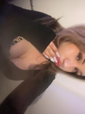 pre-drink makeup check