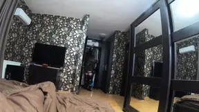 Sexy MILF Wearing Fur Coat Gives Rough Blowjobs