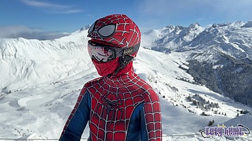 The Adventures of Lety Howl, Episode 14: Skiing!