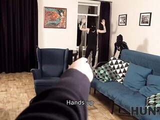 HUNT4K. Hawt robber tempts the stud of abode to save her wimp boyfriend