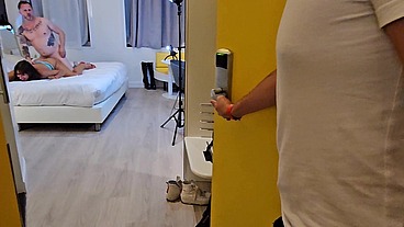 Hard anal and not at all romantic fuck in Paul $talker's hotel