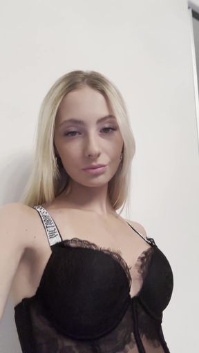 Amateur with big tits shows off her round ass