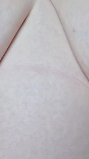 Close up Titties - Solo Girl
