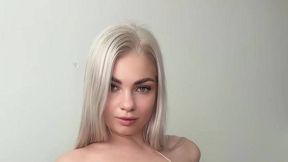Member Video @SashaGW @Showing Boobs & #Natural Big Tits #Blonde #Nude gratis sex sexy | Tik.Porn