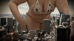 Giantess COW Lucya