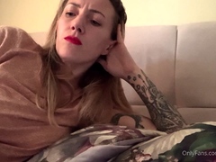 Amateur Webcam Chick Masturbates On Webcam More at