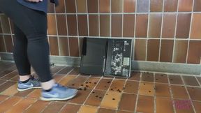 Sneaker-Girl Ella - Big Old Notebook Crush