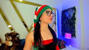 Look at this mother Christmas reading messages while she pleasures herself my loves??