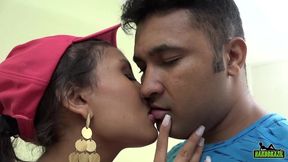 a ninfeta marcella schultz da uma aula de malabarismo no sexo com loupan ela faz posicoes extremas