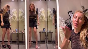 7 eme jour a ibiza m exhibant dans une cabine d essayage a zara