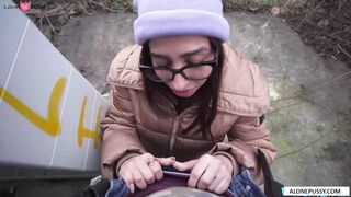 "Deepthroat Queen - Extreme Deep Throating Challenge"