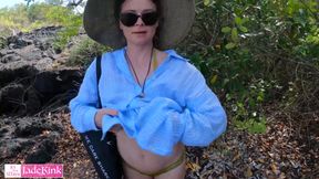 Kinky couple finds secret beach location to fuck