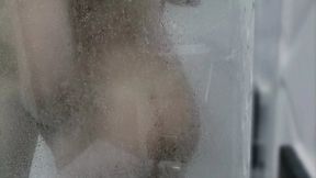 Mature Seduces 18 Years Old Boy to Fuck Her in the Shower