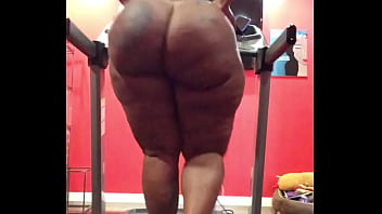 Cherokeedass - update #91 - treadmill slapping ass