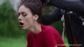 Arwen Gold's Wild Adventures Continue With Sexy Outdoor Bonking Sessions